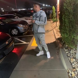 Meet your Posher, James